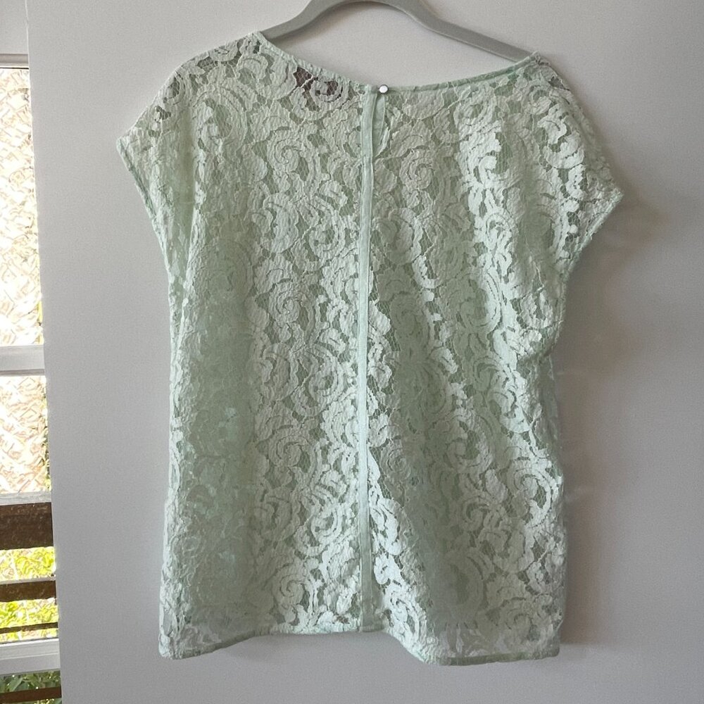 Ann Taylor Loft Short-Sleeve‎ Floral Lace Top in Mint Green, Size M - Picture 2 of 7